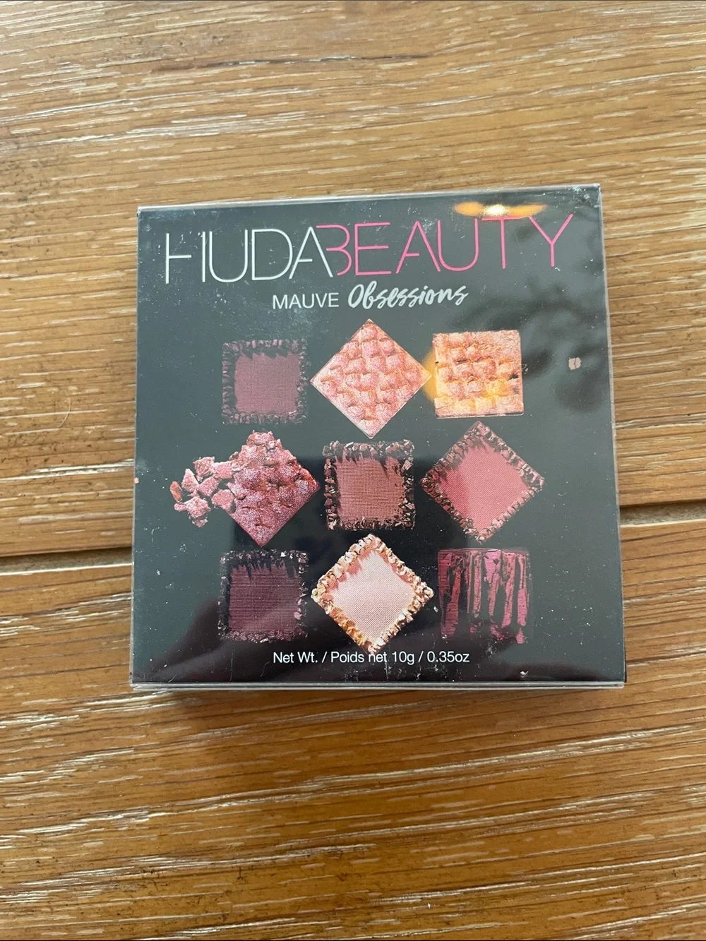 HUDA BEAUTY Mauve & Pink Eyeshadow Palette with JoyBright Pink Accents